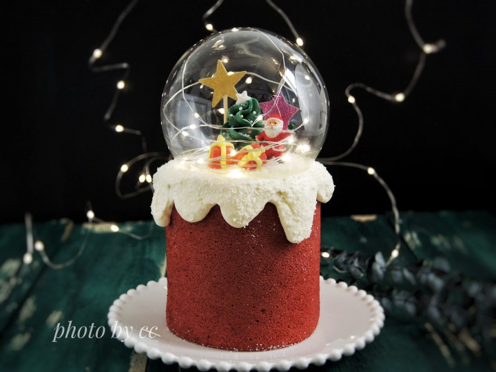 圣诞第三弹 红丝绒水晶球蛋糕 圣诞第三弹 红丝绒水晶球蛋糕的做法 圣诞第三弹 红丝绒水晶球蛋糕怎么做好吃 圣诞第三弹 红丝绒水晶球蛋糕的家常做法