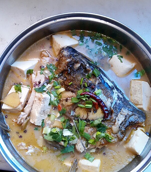 愣头鱼炖豆腐图片