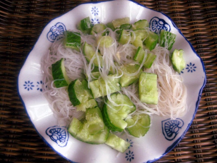 涼拌菜--黃瓜粉絲怎麼做好吃,涼拌菜--黃瓜粉絲的家常做法 - 京細菜譜