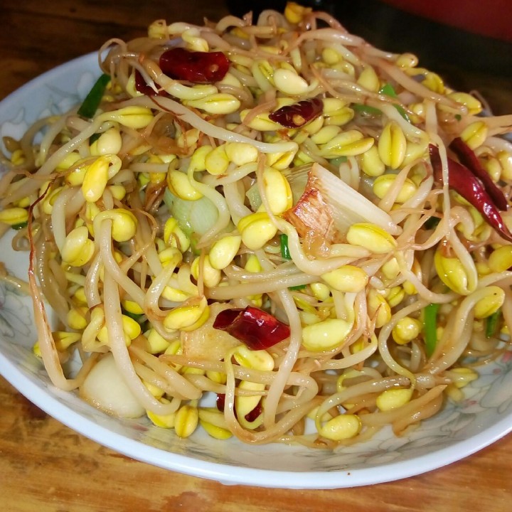 炒黃豆芽的做法,炒黃豆芽怎麼做好吃,炒黃豆芽的家常做法 - 京細菜譜