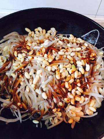 芥菜疙瘩炒黃豆的做法,芥菜疙瘩炒黃豆怎麼做好吃,芥菜疙瘩炒黃豆的